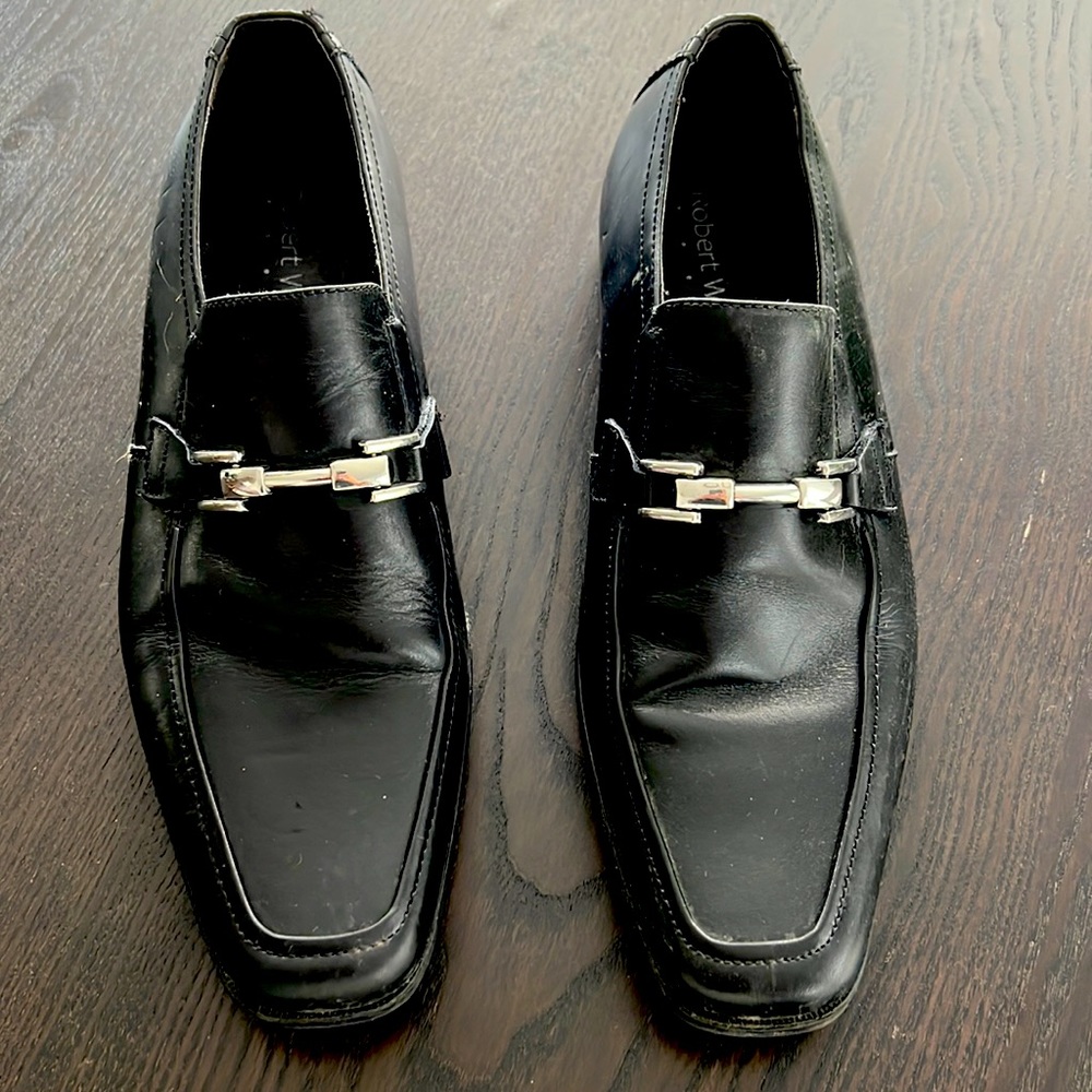 Men’s black leather shoes size 11.5